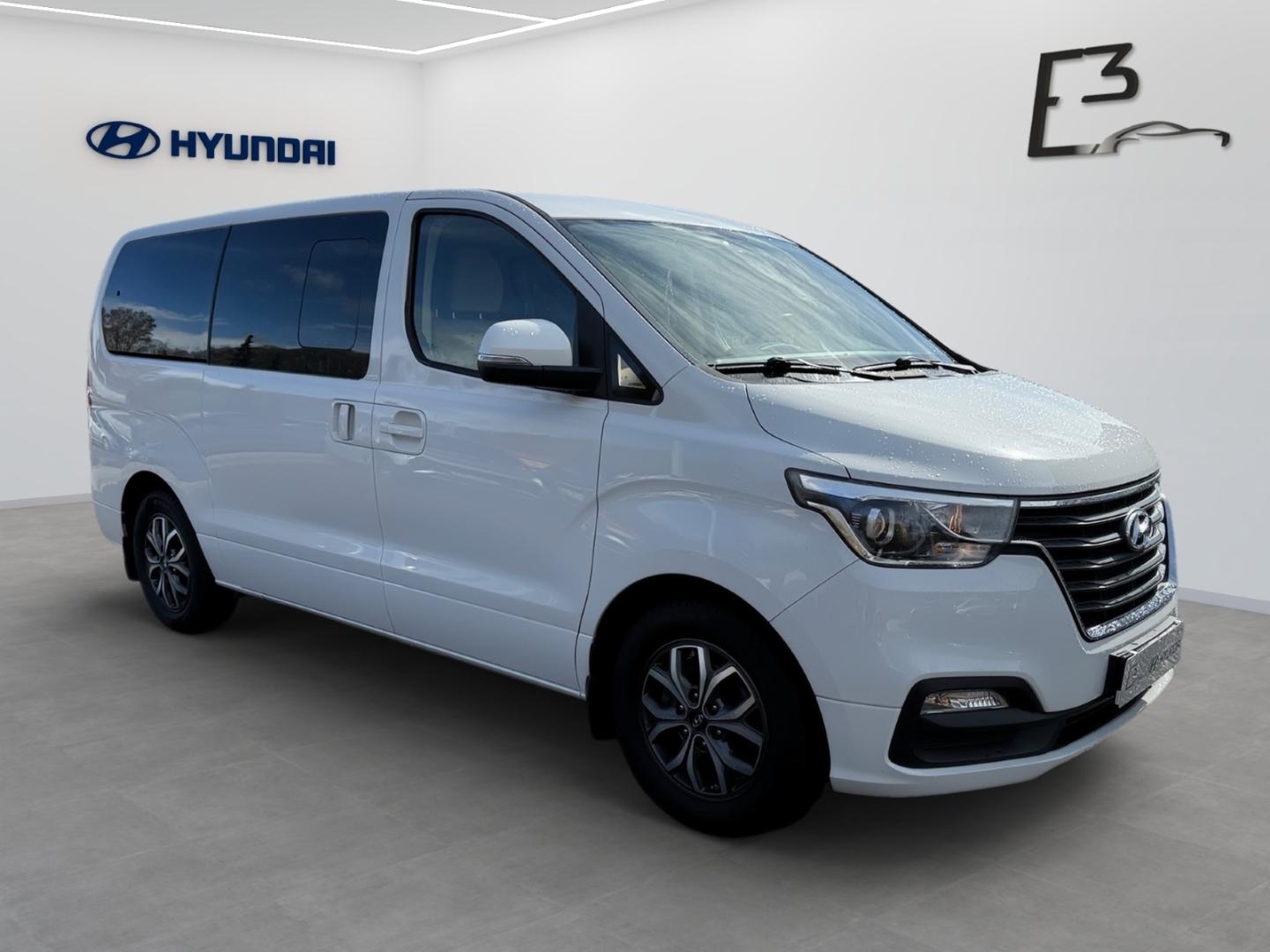 Hyundai H-1 Travel 2.5 CRDI 5-AT 2WD PREMIUM Navi-Paket