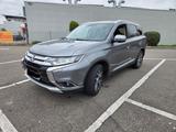Mitsubishi Outlander 2.2 DI-D Top ClearTec 4WD Top - graue Mitsubishi Outlander