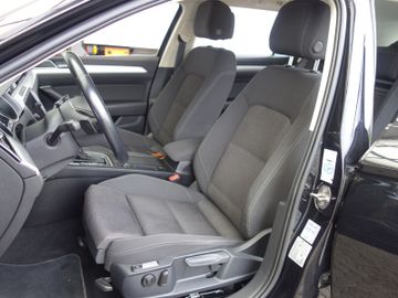 Volkswagen Passat Variant - 10
