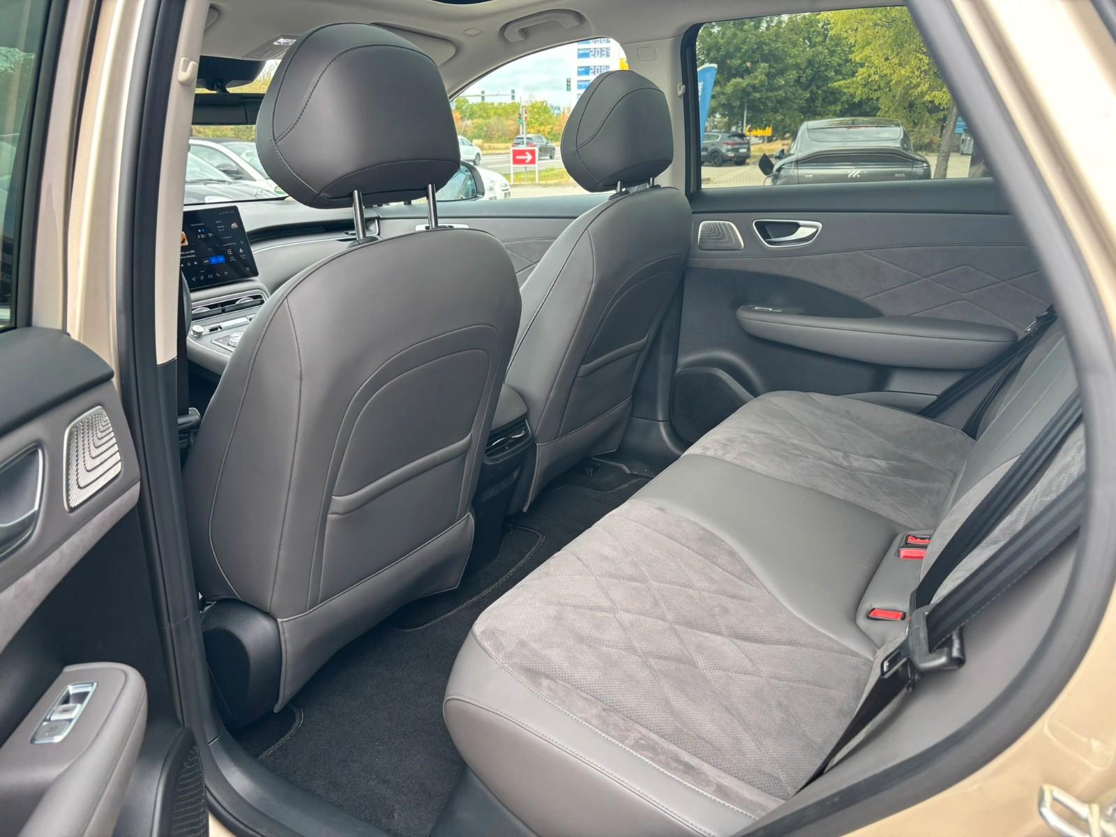 MG S6 EV Luxury AWD