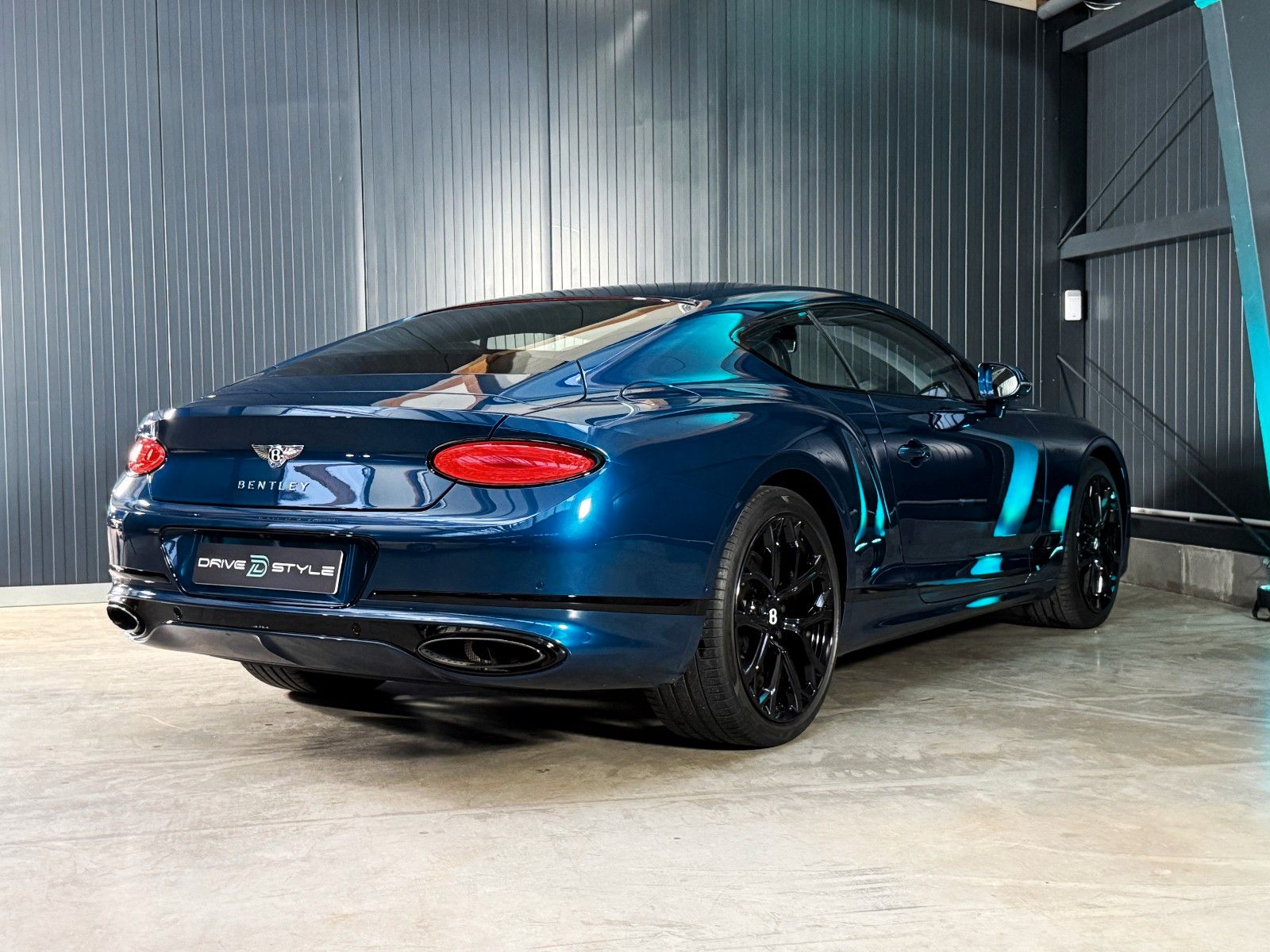 Fahrzeugabbildung Bentley Continental GT 6.0 W12 Speed Mulliner