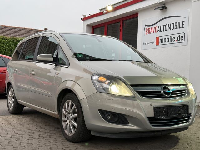 Opel Zafira B Innovation/7-SITEZR/NAVI/XENON/TEMPOMAT