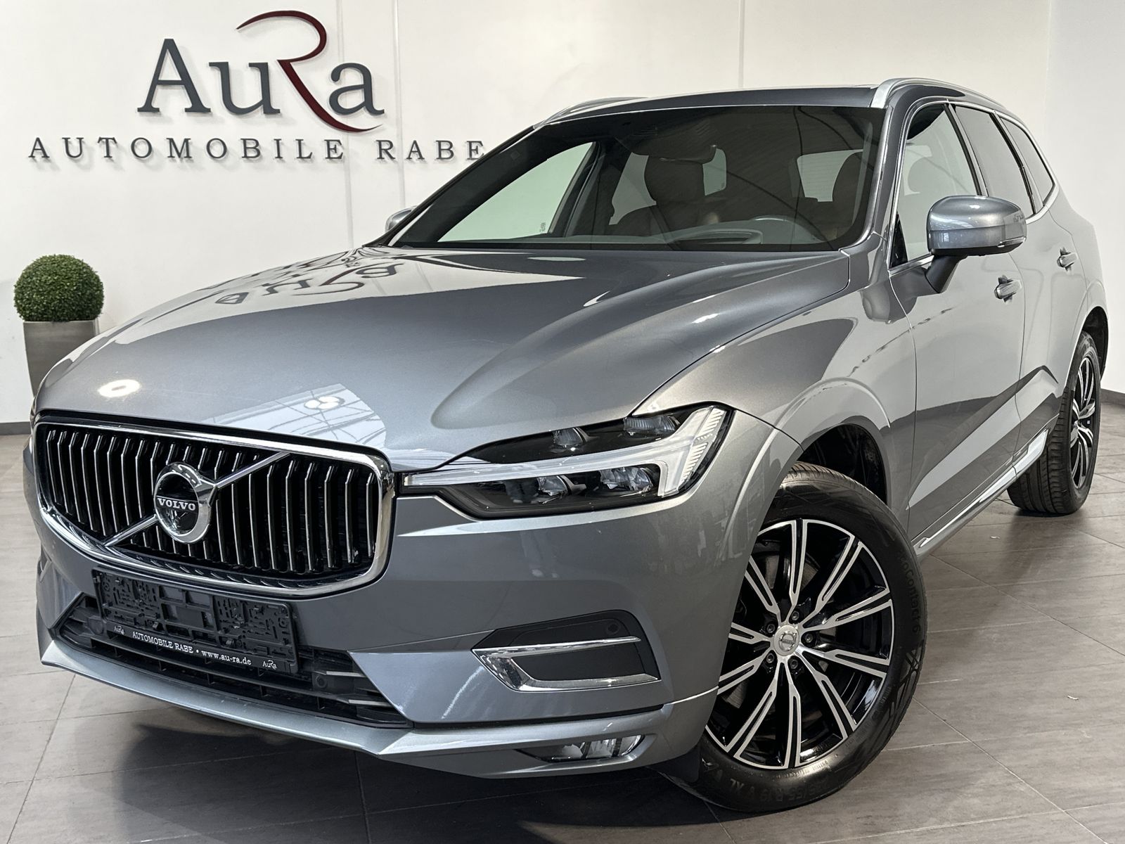 Fahrzeugabbildung Volvo XC60 B4 D Geartronic Inscription NAV+LED+PANO+VC