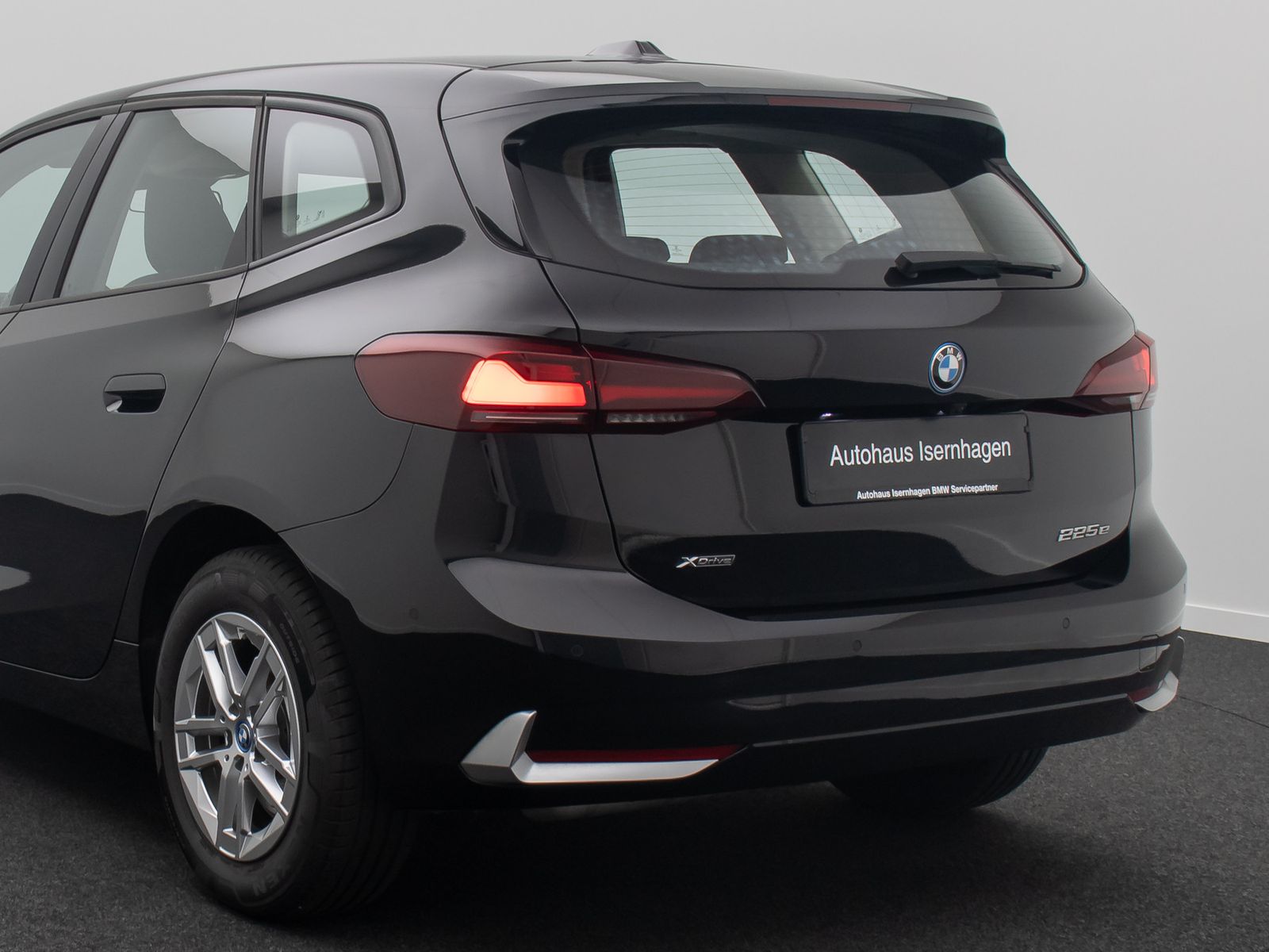 Fahrzeugabbildung BMW 225 Active Tourer DAB ParkAs DriveAss Kamera