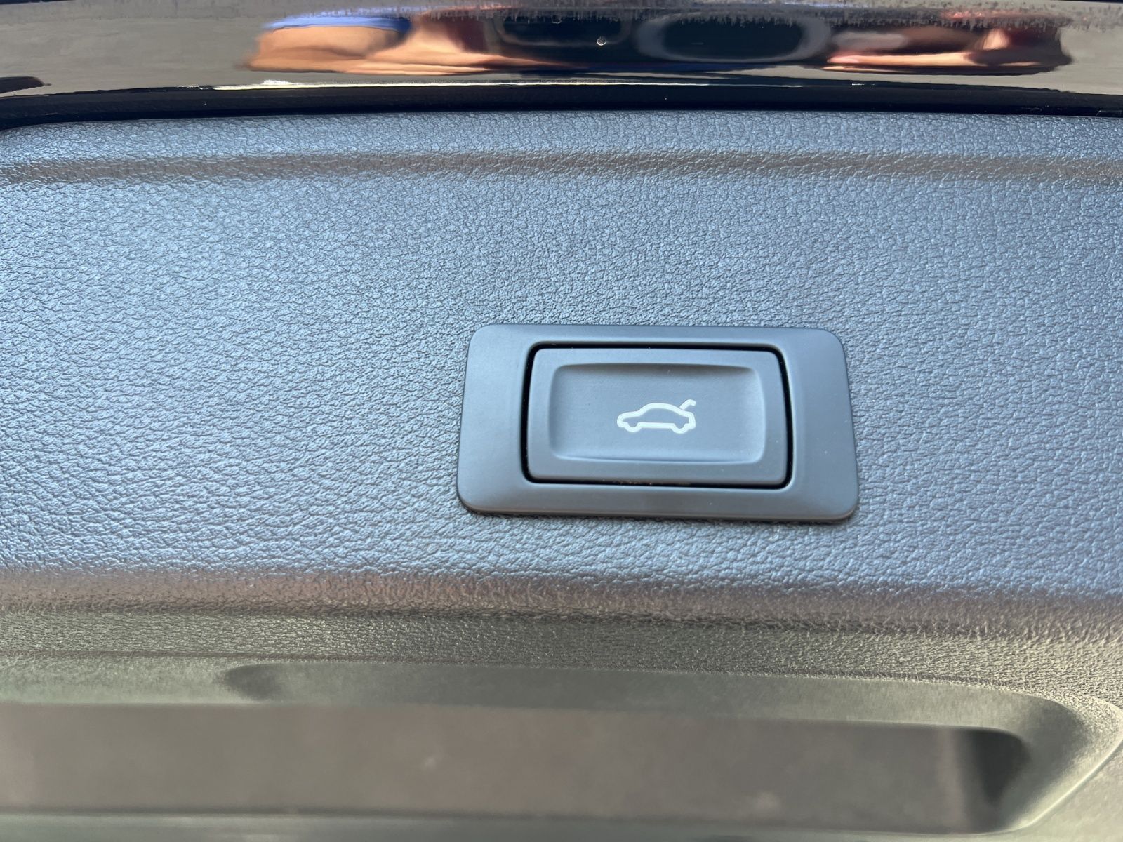 A4 Avant 2.0 TDI S-tronic*LED*AHK*ACC*Navi