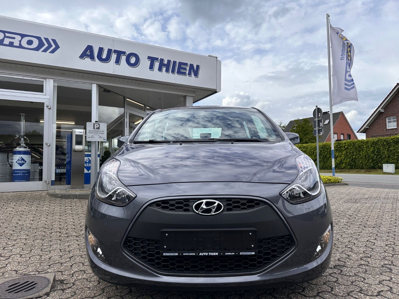 Fahrzeugabbildung Hyundai ix20 1.4 Classic Klima/GJR/Audio/Original KM