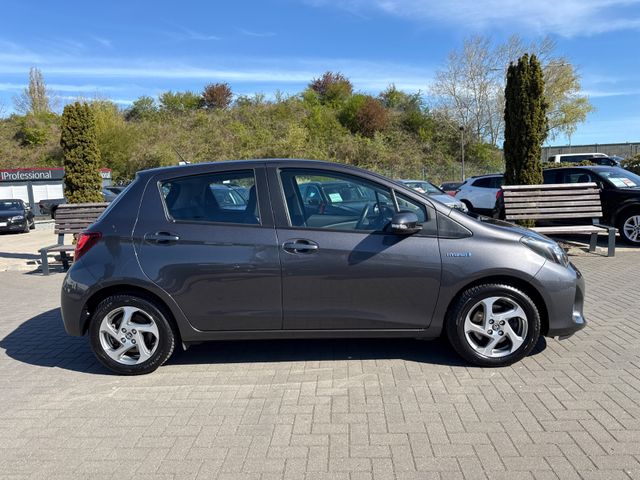 Toyota Yaris Comfort Hybrid
