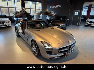 صورة 6 لـ 2011 Mercedes-BENZ SLS AMG