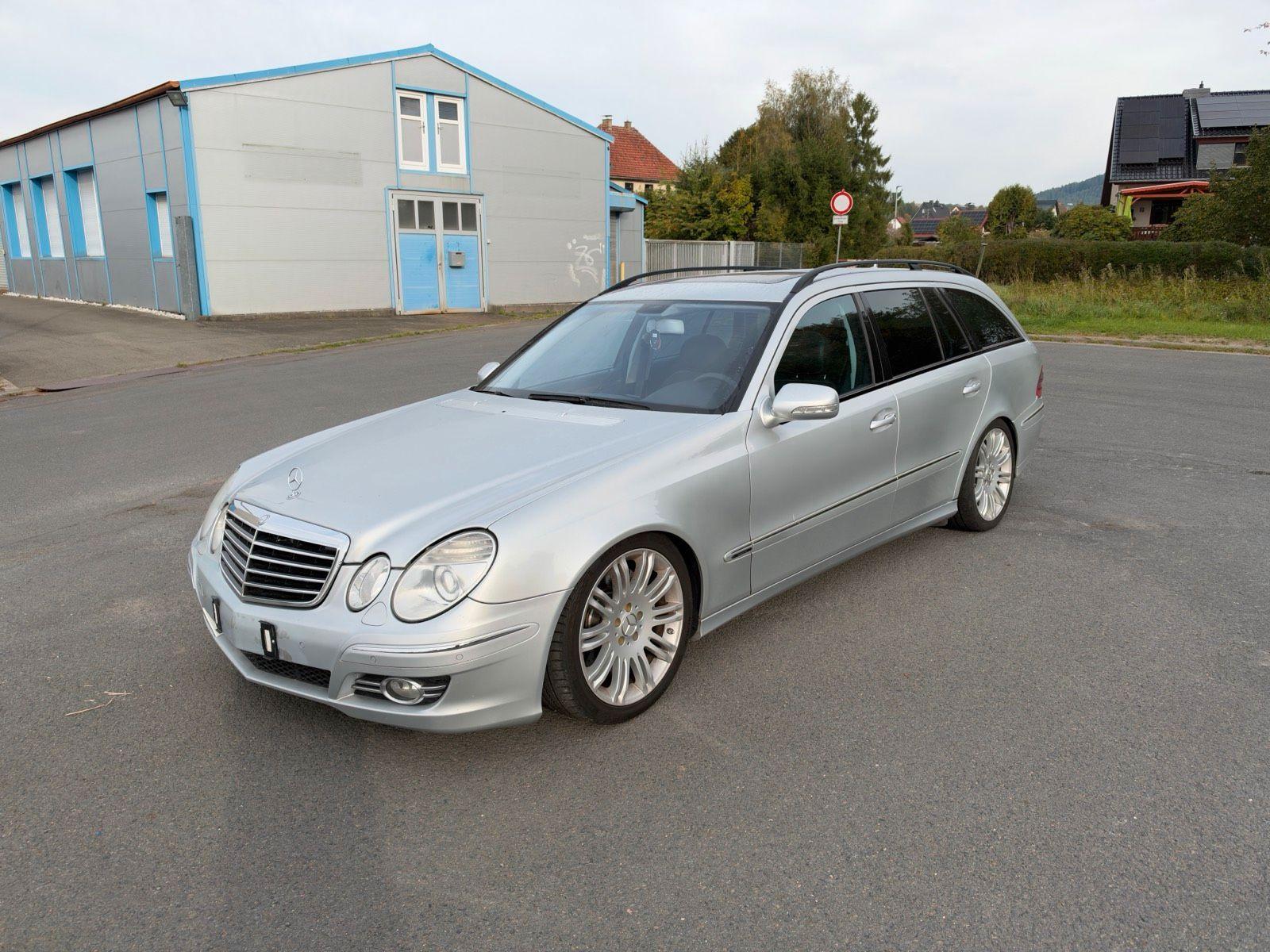 Mercedes-Benz E 320
