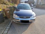 Ford Mondeo - Ford Mondeo aus 2004: Kombi