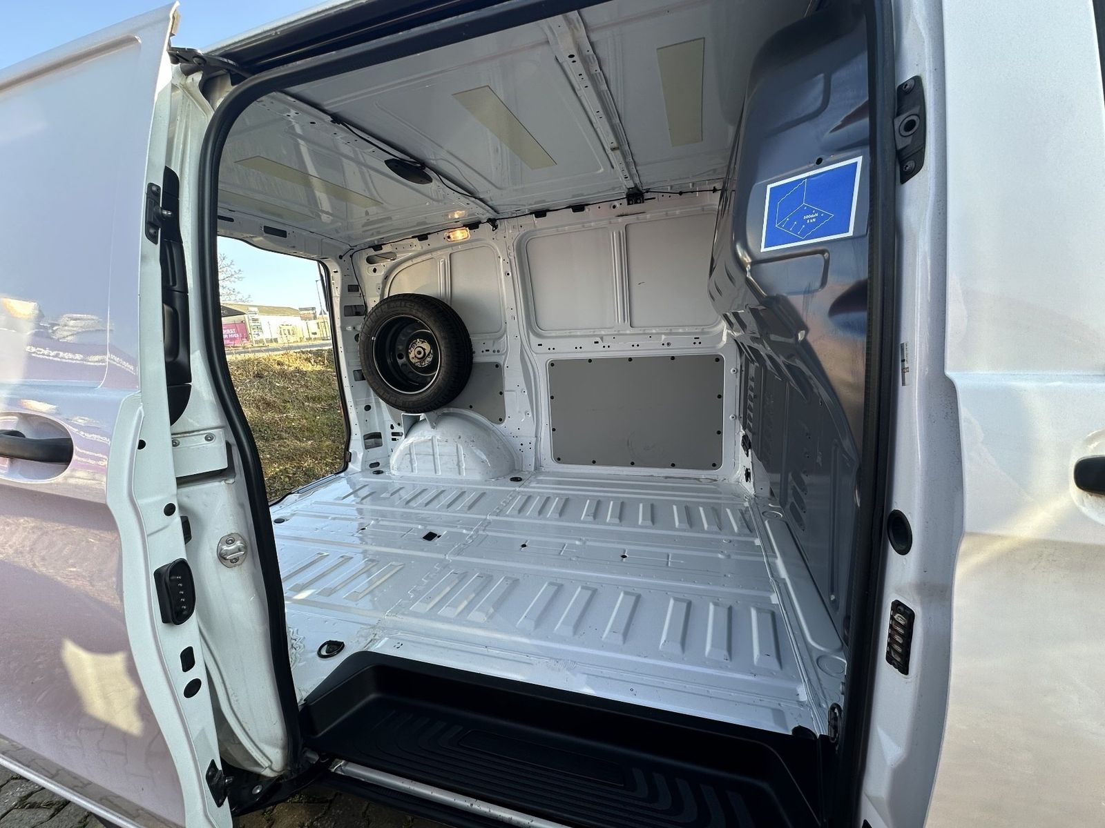 Fahrzeugabbildung Mercedes-Benz Vito 111 CDI Kasten Kompakt