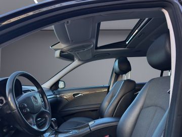 Mercedes E 220 - 9