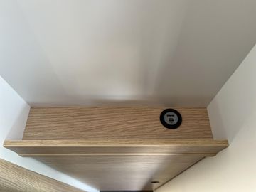 Sunlight Adventure Cliff 600 8G Safety ACC Solar Digital