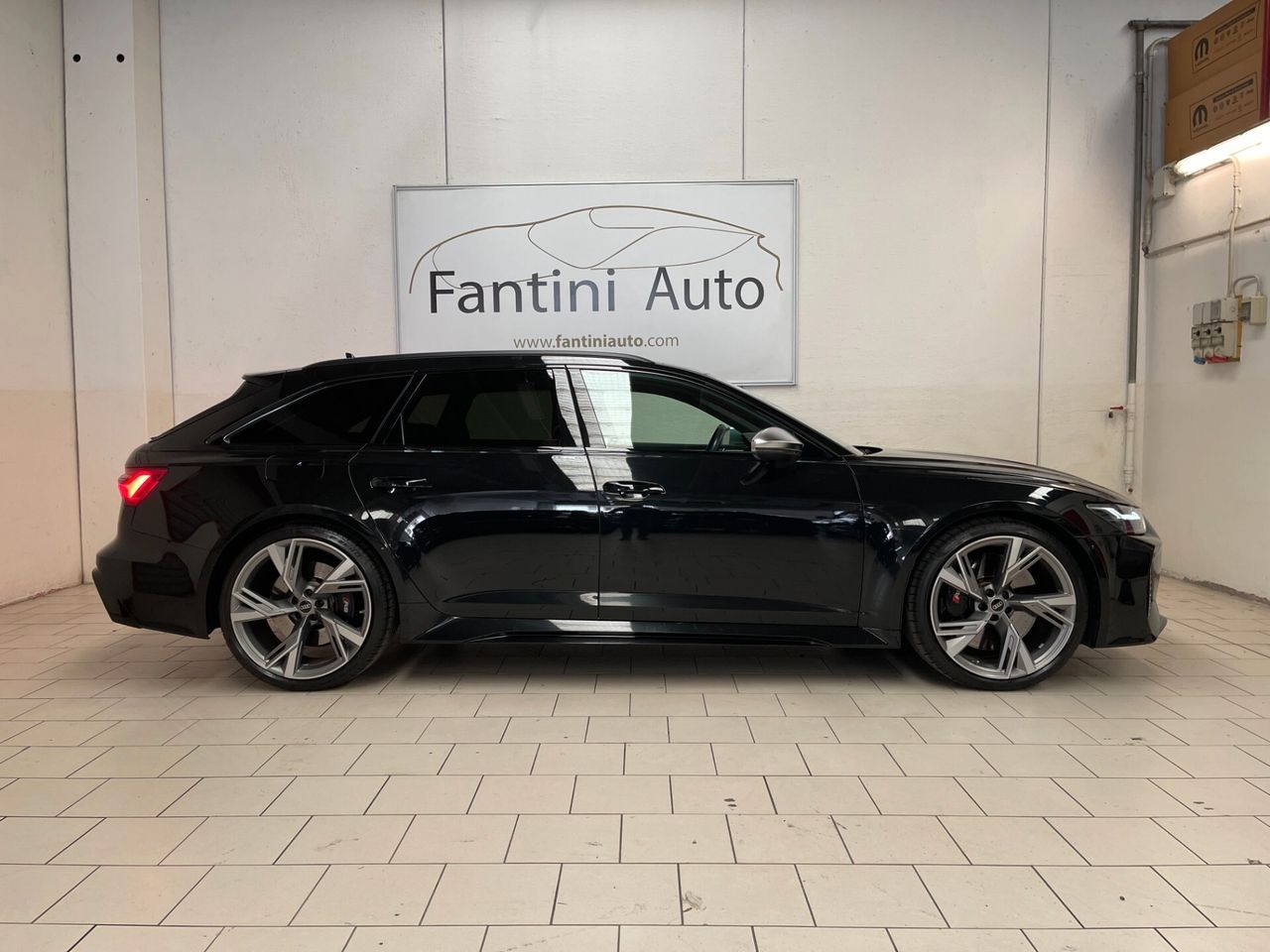 Audi RS6 Avant 4.0 600cv mhev Quattro Tiptronic- imagem 2