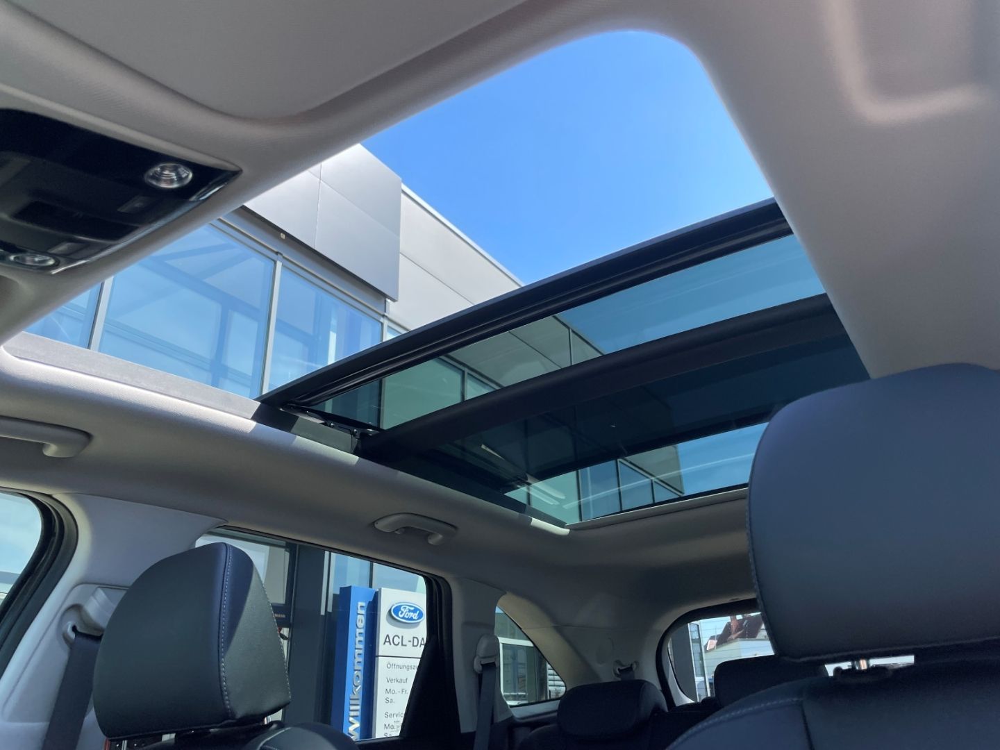Fahrzeugabbildung Kia Sorento PlugInHybrid AWD LED Schiebdach 360Kamer