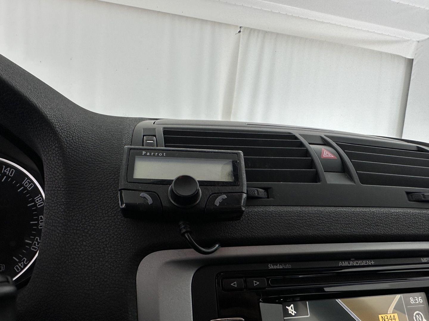 Skoda Octavia 2012 — photo 19