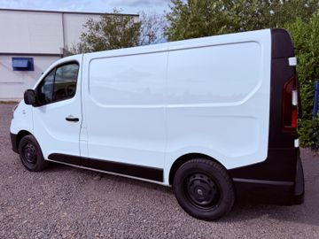 Renault Trafic - 12