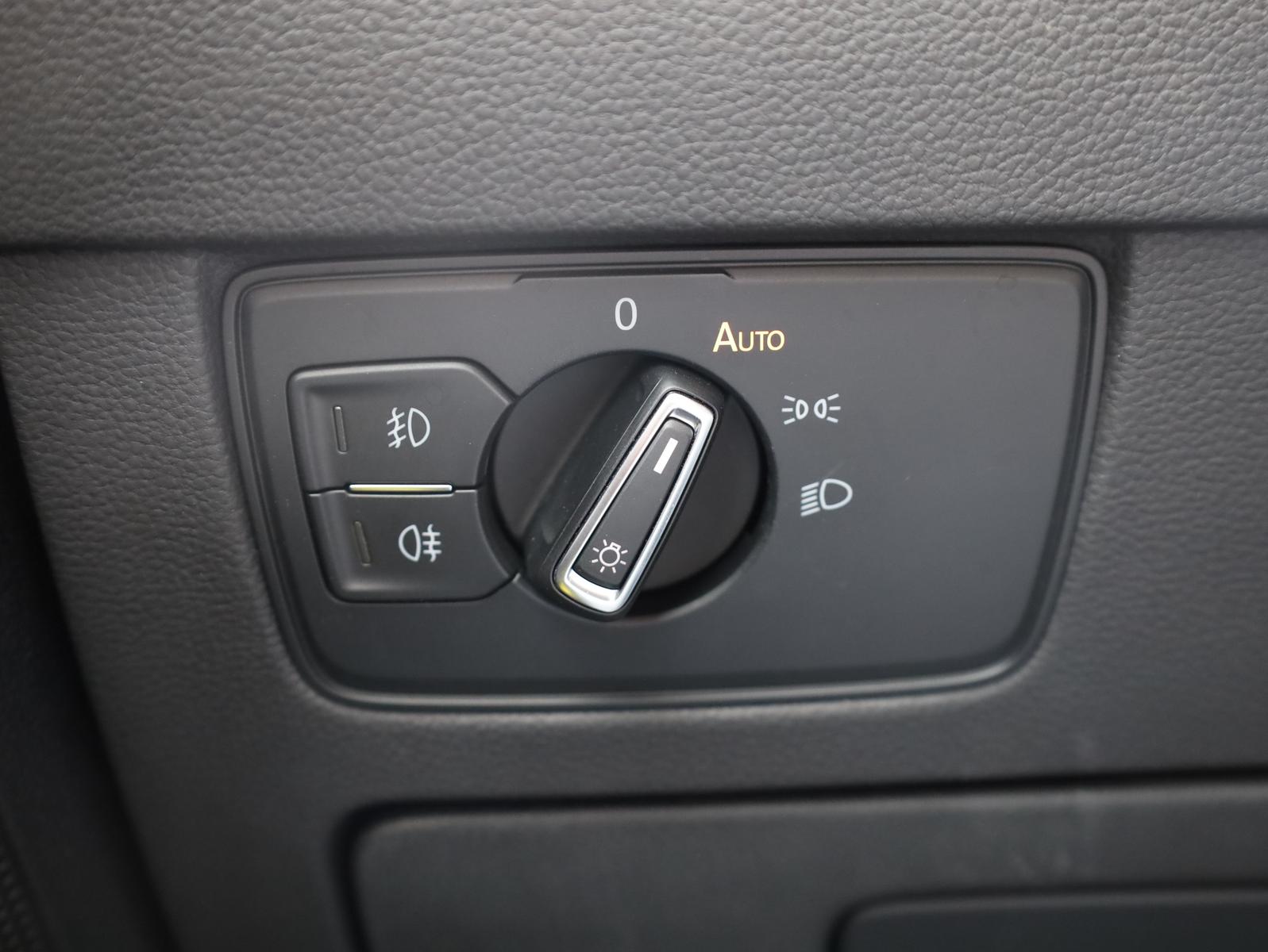 Volkswagen Passat Business 1.5TSI*CarPlay*ACC*AHK*, миниатюра 18