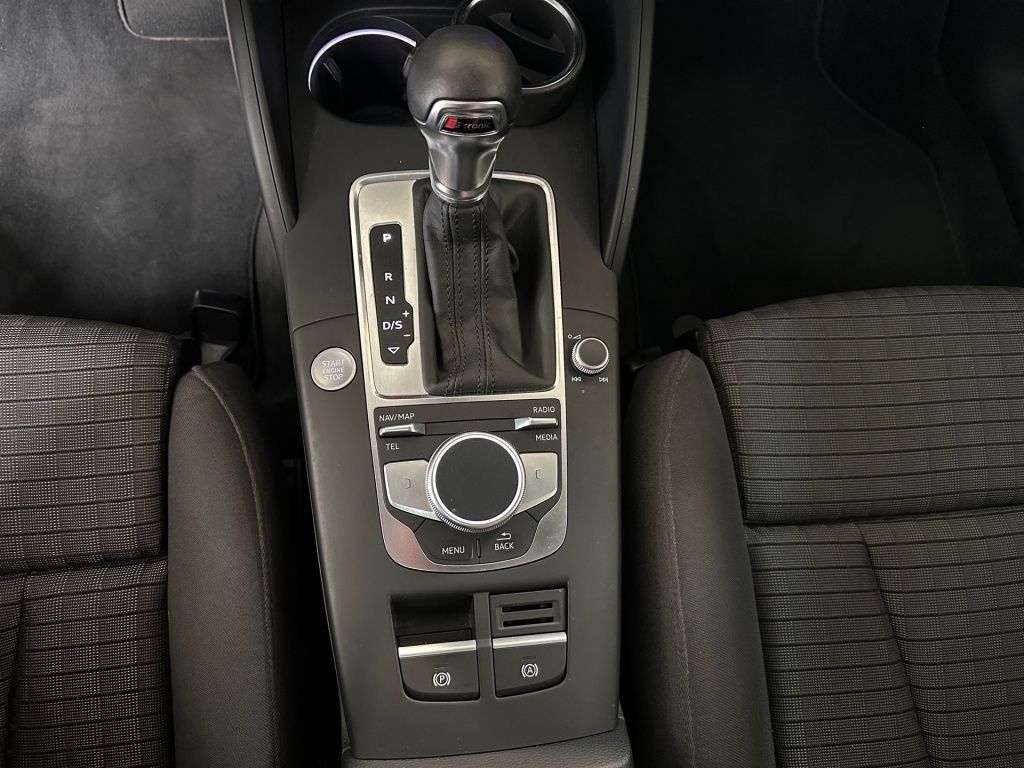 Fahrzeugabbildung Audi A3 Sportback 40 TFSI quattro sport (E6d-T) ACC