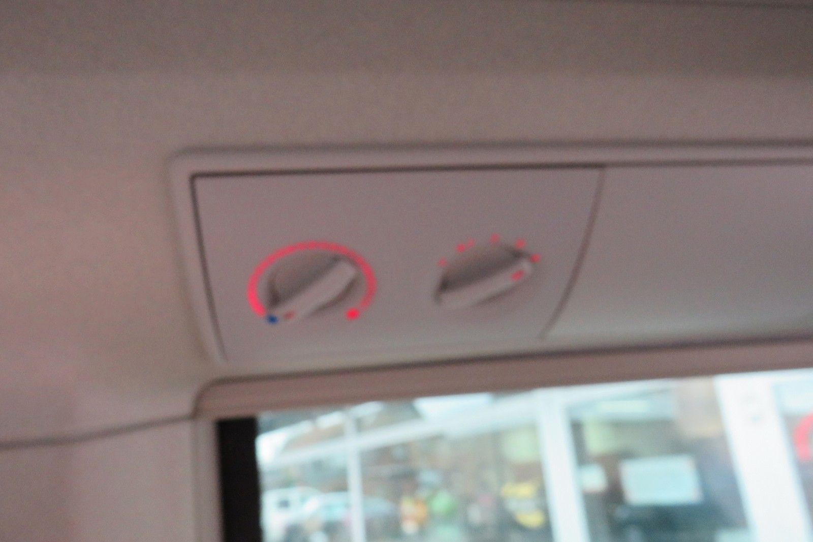 Fahrzeugabbildung Volkswagen T5 California 1.H SCHECKHEFT MOTOR TEILÜBERHOHLT