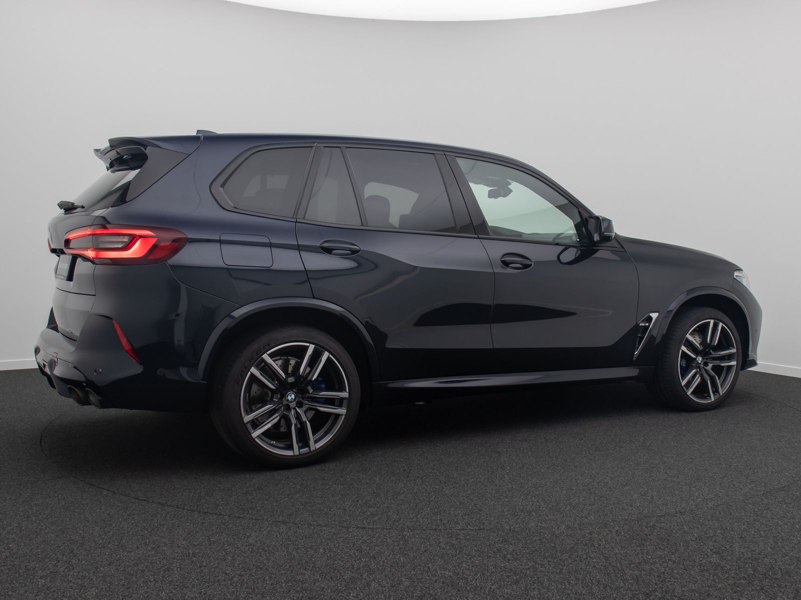 Fahrzeugabbildung BMW X5 M 360°B&W Panorama HUD Massage DAB FondEntert