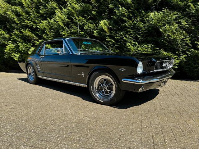 Ford Mustang 1966 Coupe V8 289