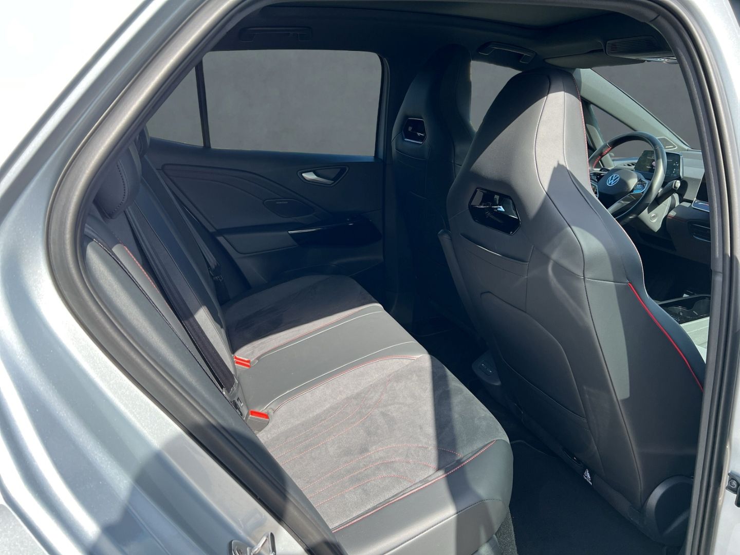 ID.3 GTX 210 kW HUD StandHZG AHK-abnehmbar Panor