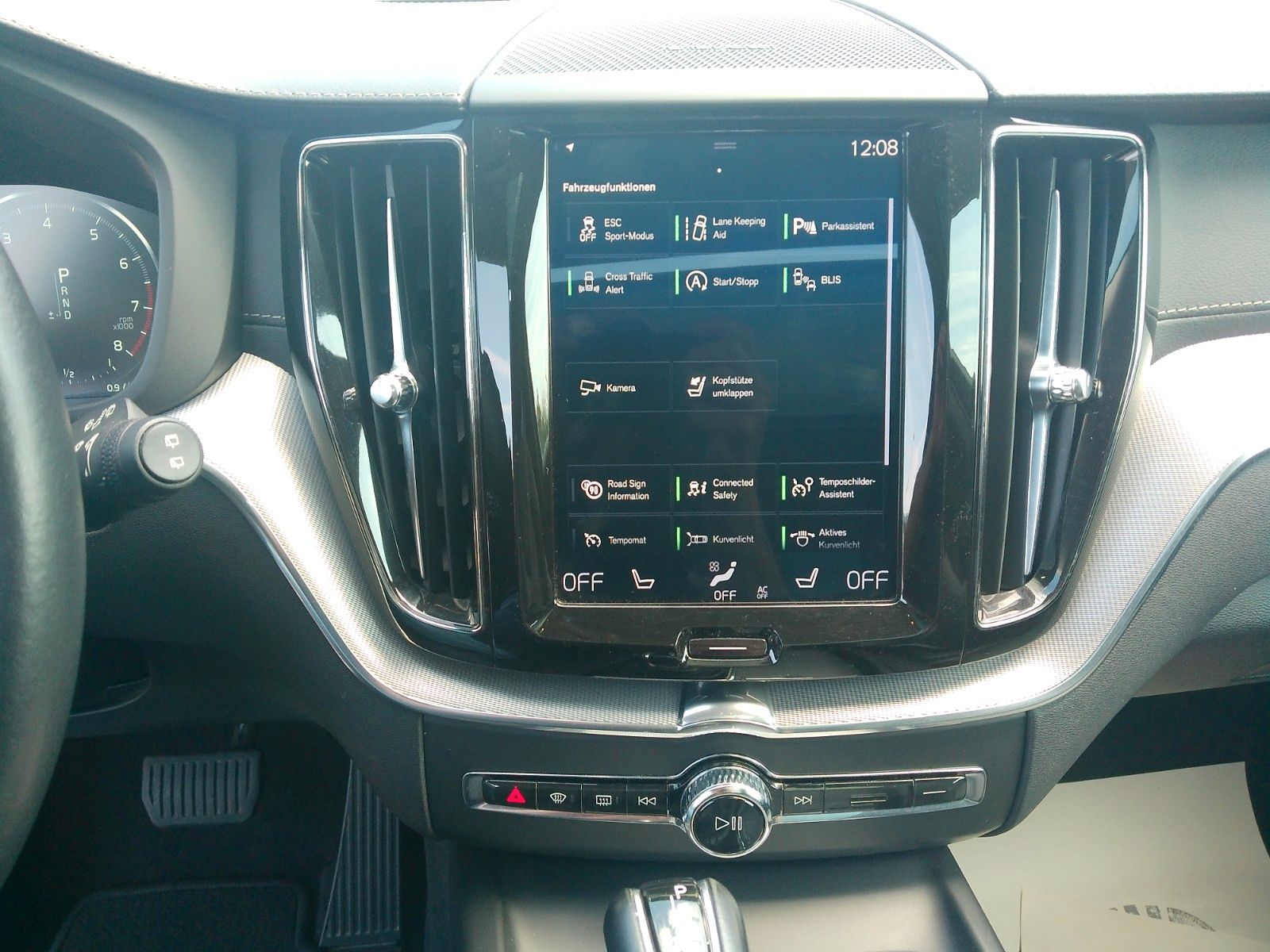 Volvo XC 60 Inscription Led Pano H&K Keyless foto 14