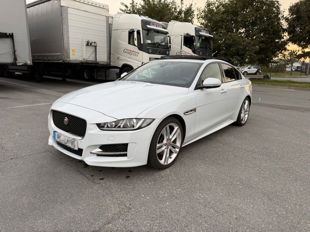 Image of Jaguar XE