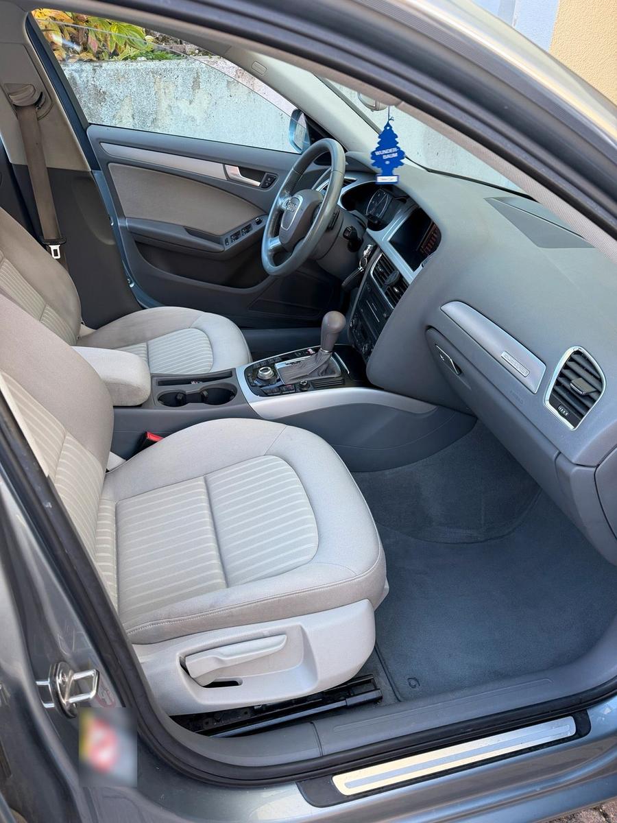 Audi Quattro 2012 — photo 10