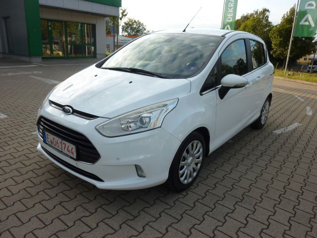 Ford B-Max B-MAX Titanium 1 Hand