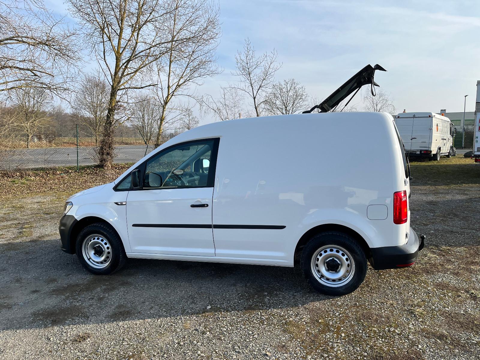 Volkswagen Caddy Kasten 2.0 TDI Klima AHK PDC Leiterklappe