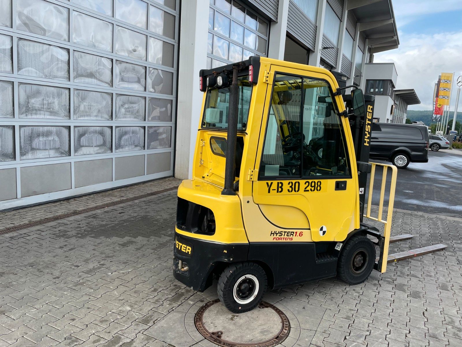 Fahrzeugabbildung Hyster H1.6 FT /  HH: 4.45m / 2.107h / SS