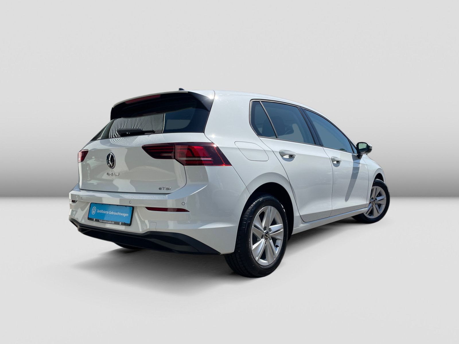 Volkswagen Golf VIII 1.5eTSI DSG Life NAV LED ACC SPUR KEY foto 4