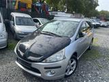 Mitsubishi Grandis 2.0 DI-D Intense 7 Sitzer - Mitsubishi Grandis: Van