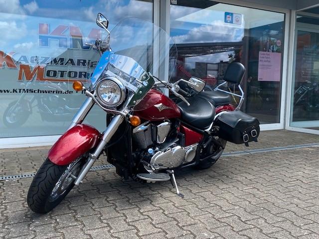 Kawasaki VN 900 Custom