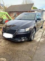 Skoda Superb 2.0 TDI SCR 140kW DSG 4x4 L&K Combi L&K - Skoda Superb aus 2016 mit Diesel-Antrieb: Kombi, 2.0