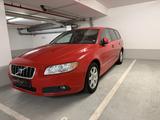 Volvo V70 2.5FT Momentum  - Volvo V70 in Duisburg