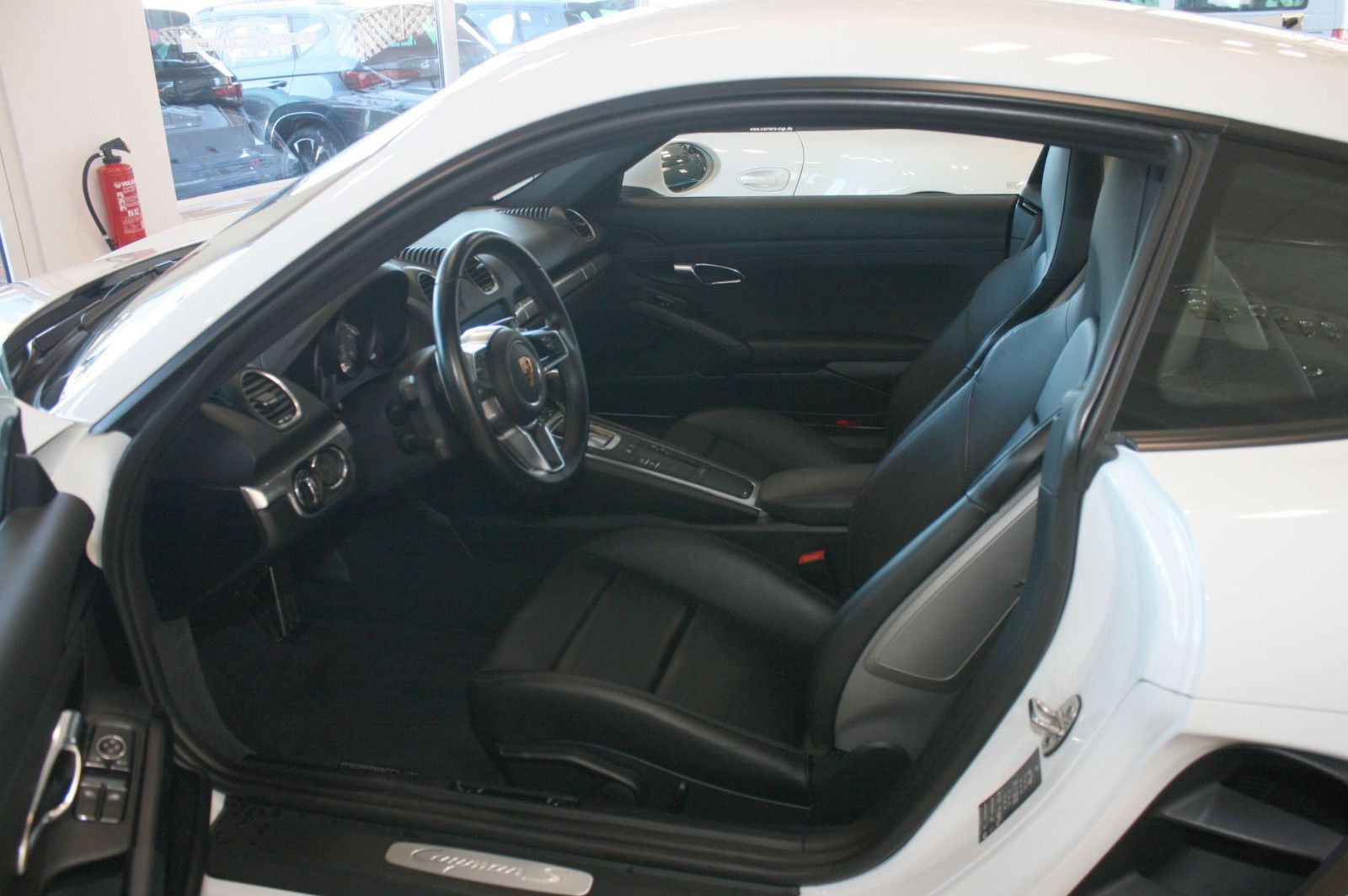 Fahrzeugabbildung Porsche 718 Cayman S PDK PCM-Navi, Xenon, DAB,APPROVED