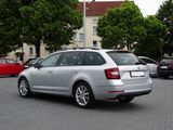Skoda Octavia 1.4 TSI DSG Drive LED Standheizung DAB - Skoda Octavia: Drive