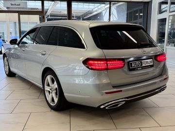Mercedes E 220 - 6