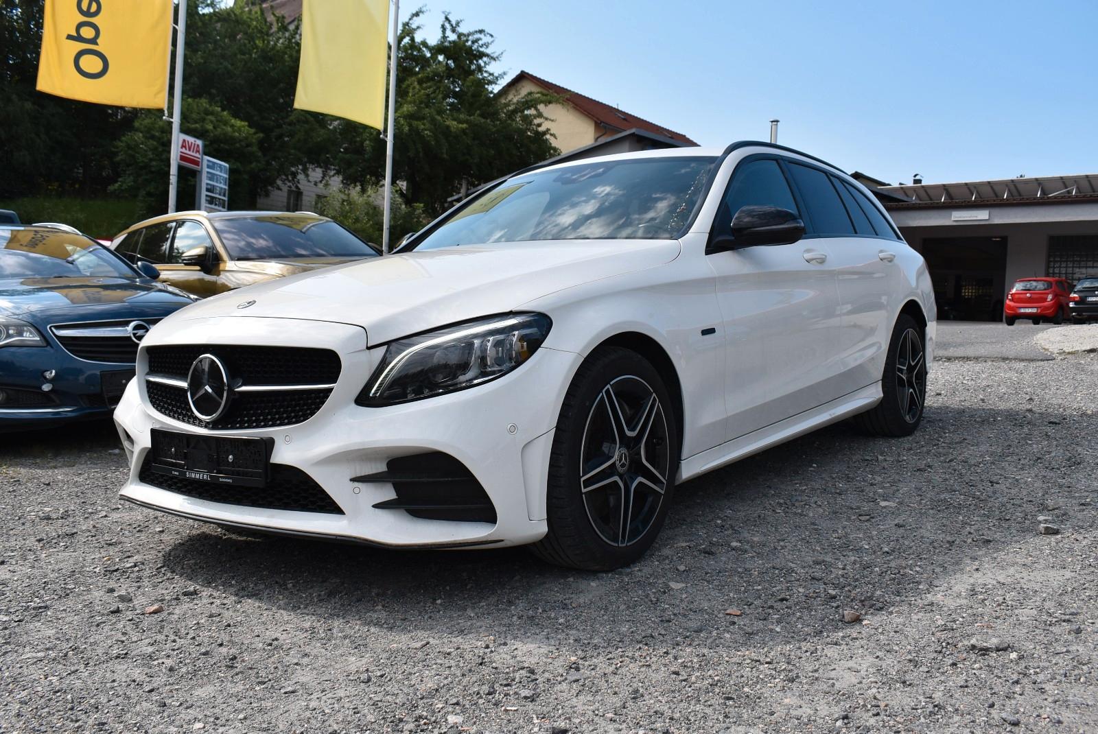 Mercedes-Benz C 300 T-Modell Night Edition "AHK/KAMERA/ACC"