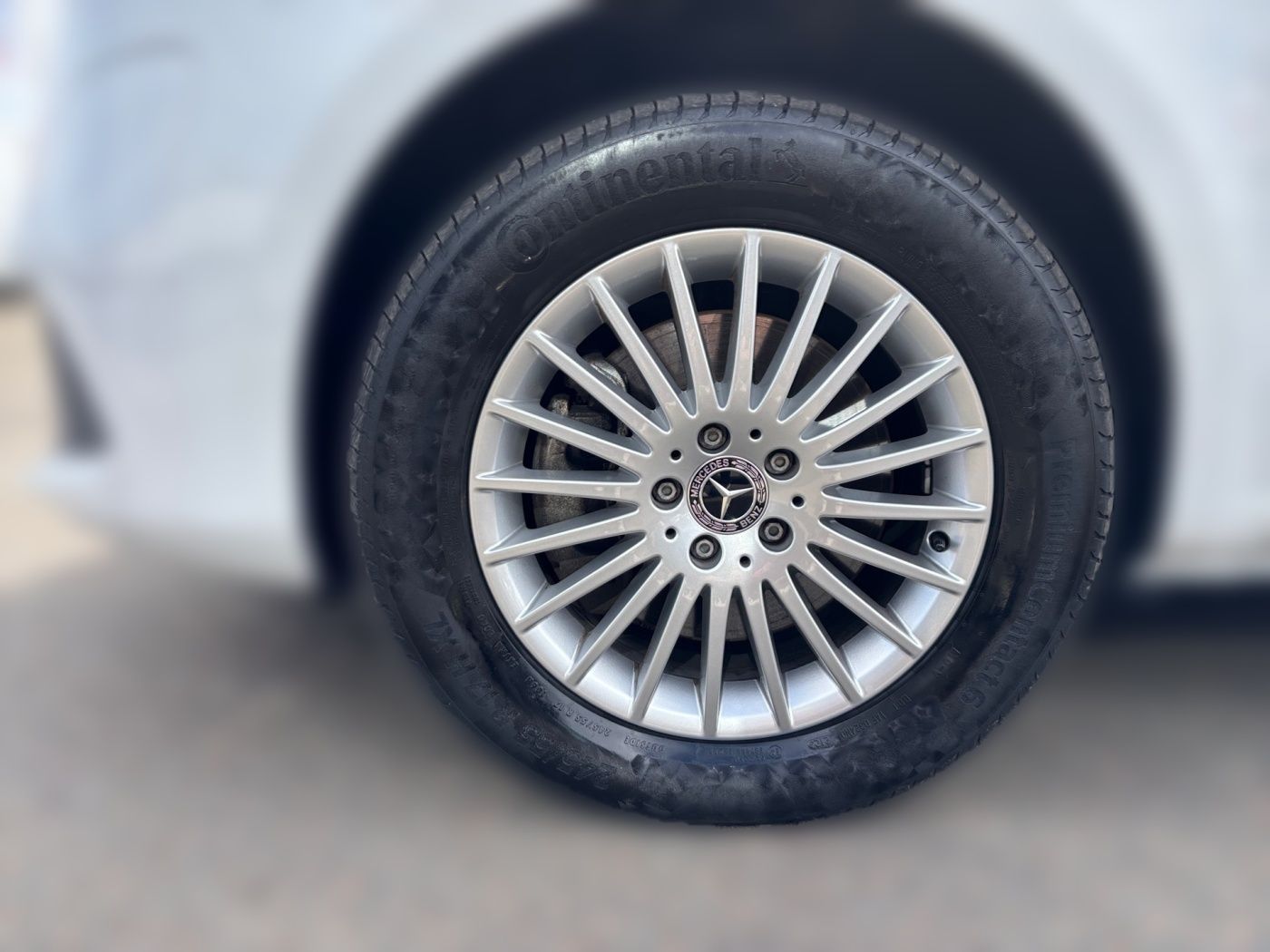 Mercedes-Benz EQV 300 Lang Distro Kam Tisch Klima LEDils EasyP foto 5