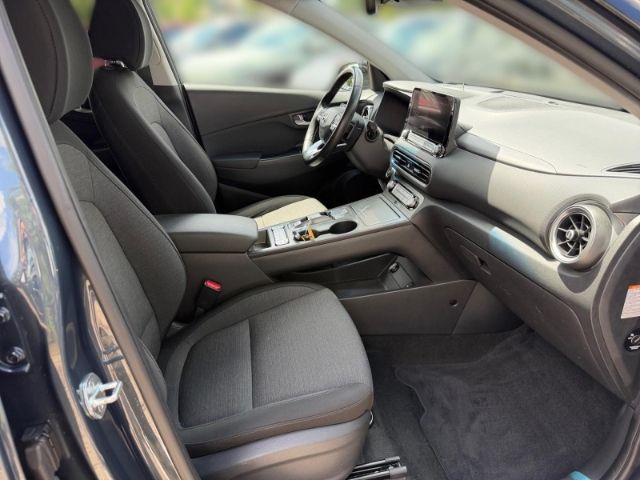 Fahrzeugabbildung Hyundai KONA Trend Elektro 2WD +KLIMA+NAVI+PDC+RFK+UVM+