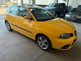 Seat Ibiza Sport Edition*Tüv Neu*Klima*Alu*Wenig Km - Seat Ibiza: Gelb