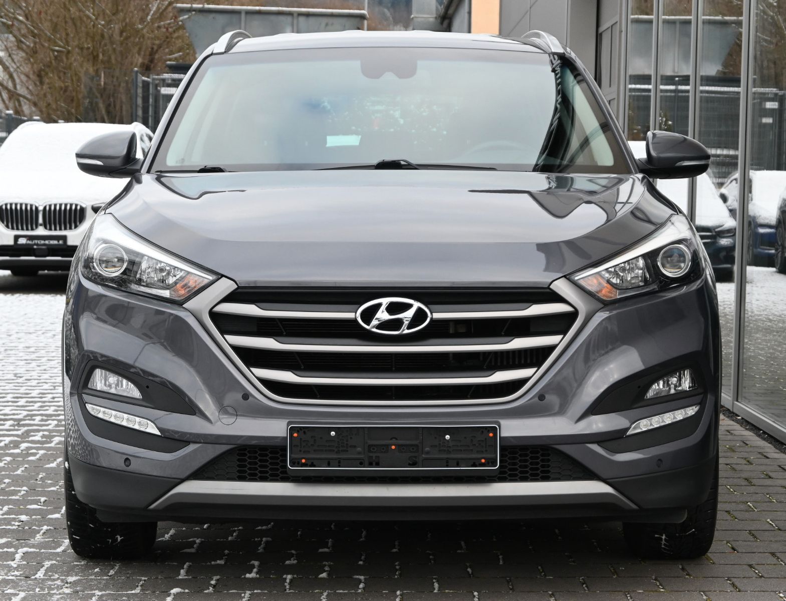 Fahrzeugabbildung Hyundai TUCSON 1.6 T-GDI Intro Edition °PDC VO+HI°KAMERA