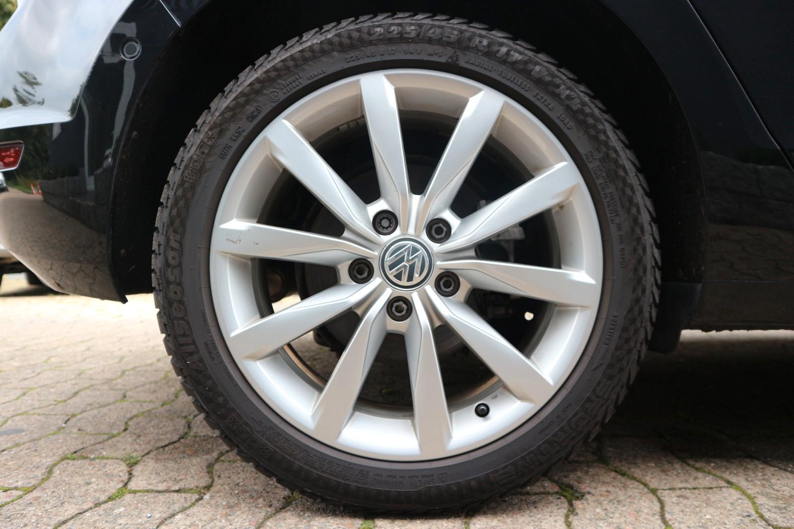 Volkswagen Golf Sportsvan VII Highline *2.HD|DSG|XENON|RFK*