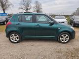Suzuki Swift Lim. Club (012) - Suzuki Swift: Grün
