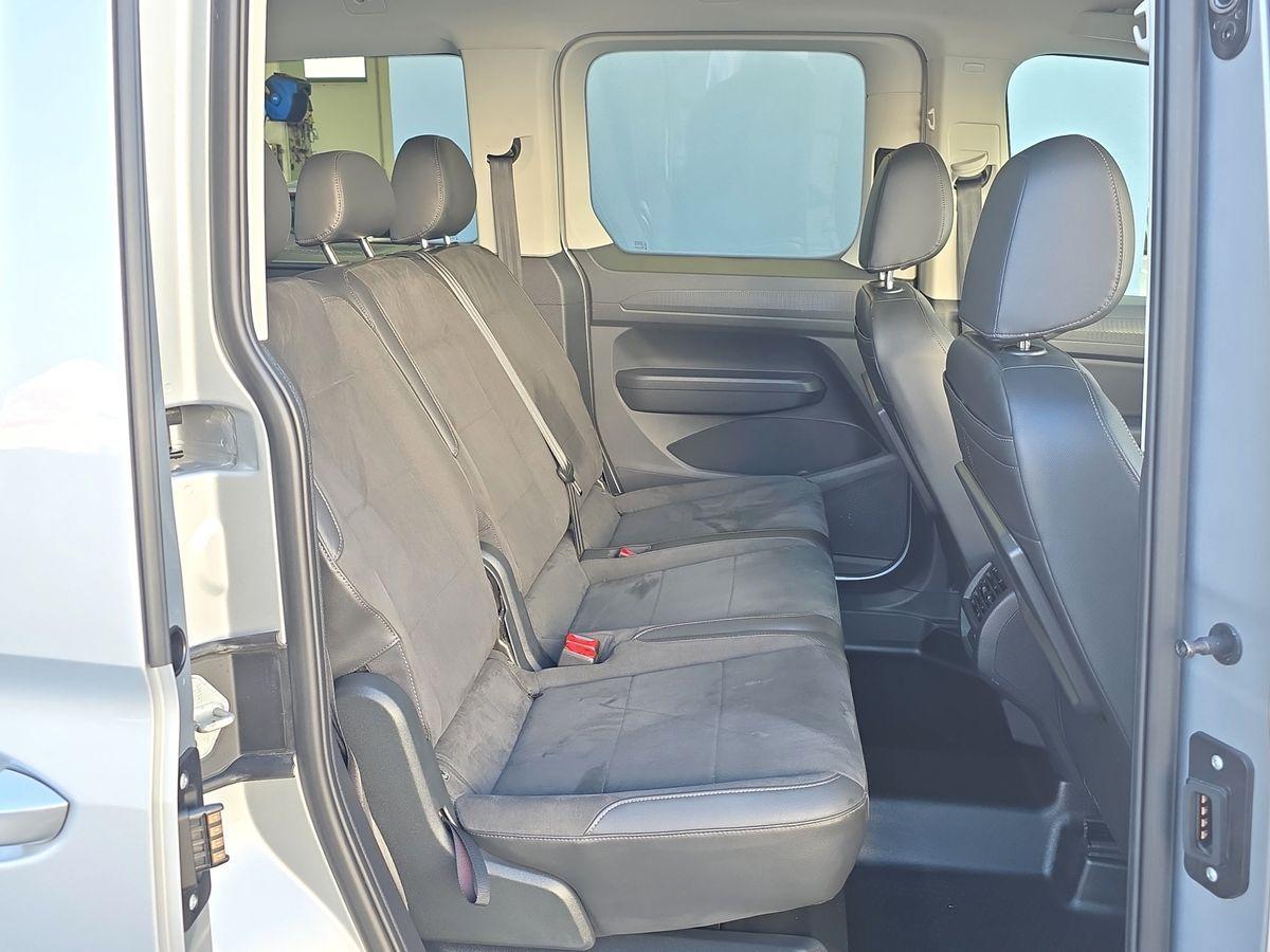 Volkswagen Caddy Maxi TDI Style DSG V-COCK AHK ACC R-KAM A-