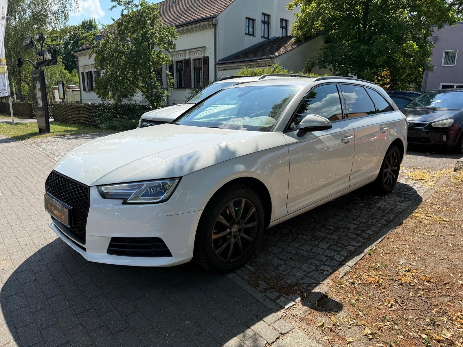 Audi A4 - 1